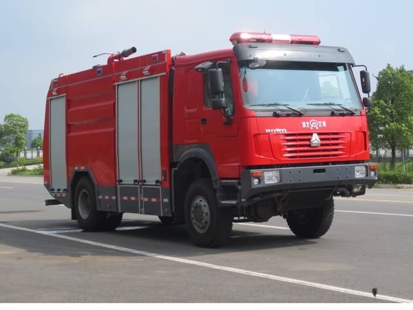 江特牌JDF5170GXFPM60型泡沫消防車